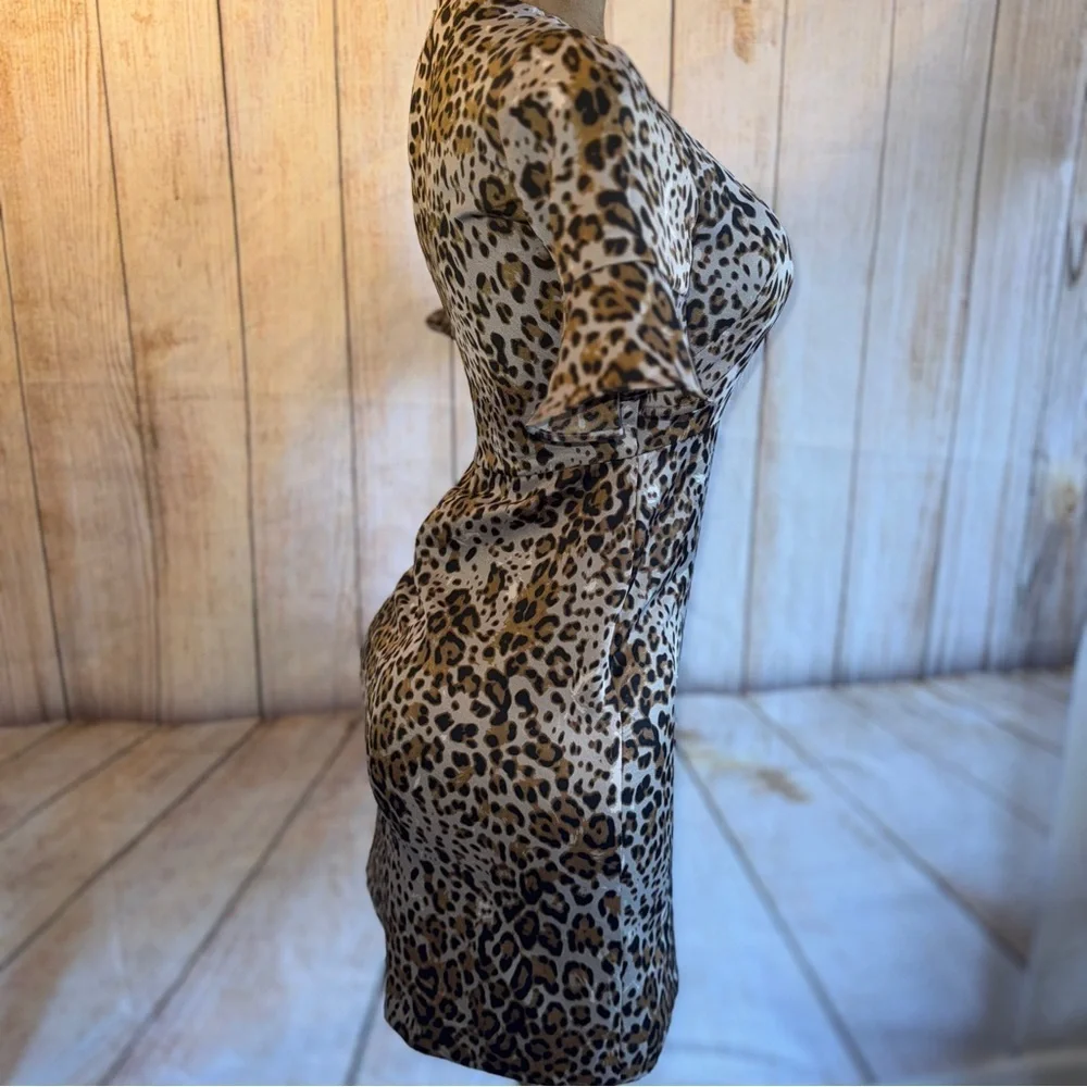 Banana Republic Black and tan leopard/ cheetah animal print Sheath Dress, satin - Picture 4 of 9